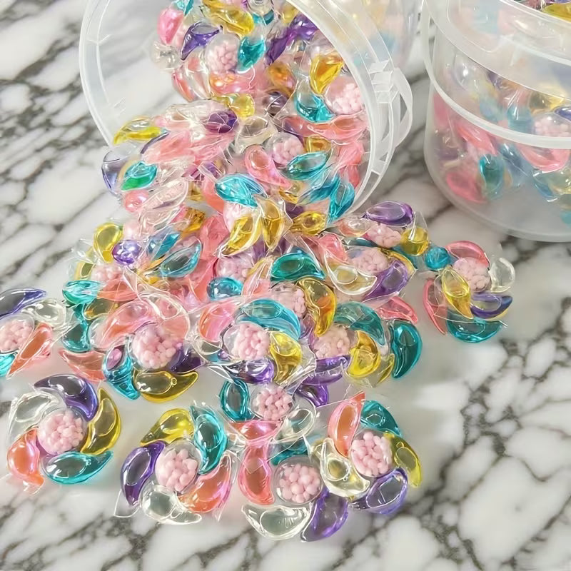 R275.00! 40 6-in-1 Fragrance Laundry Detergent Pods