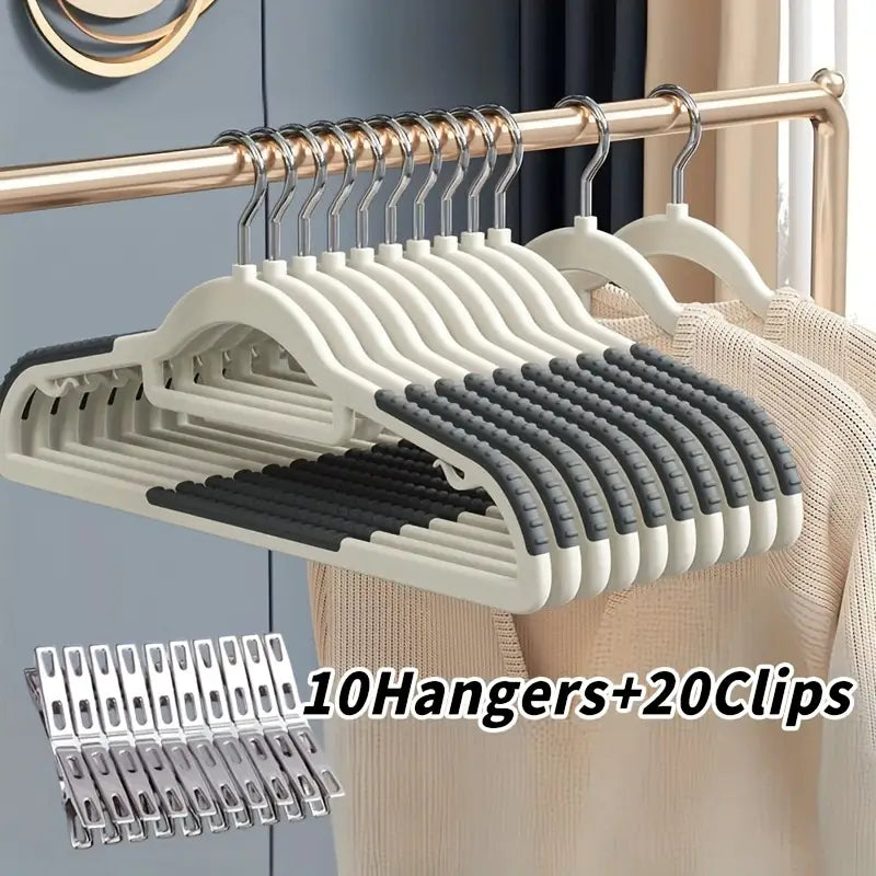 30 pcs Set of Anti Slip Hangers with Stainless Steel Clips