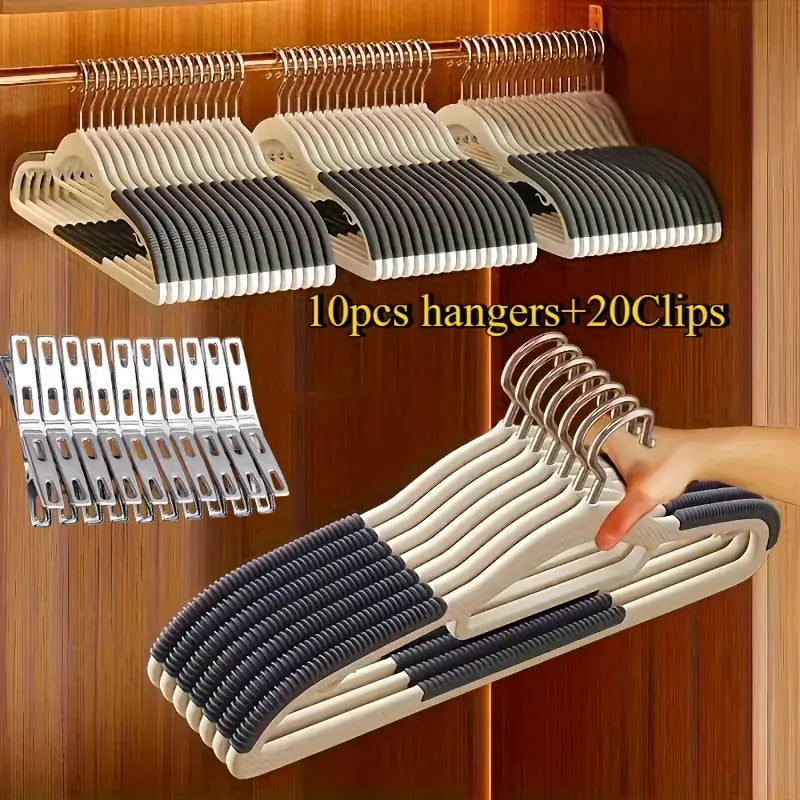 30 pcs Set of Anti Slip Hangers with Stainless Steel Clips