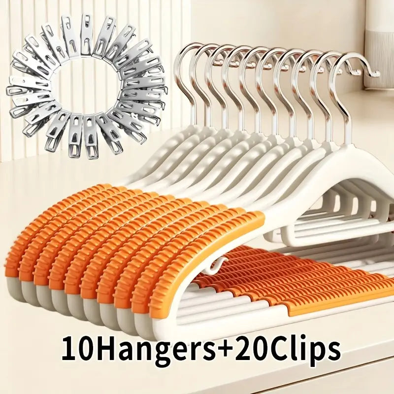 30 pcs Set of Anti Slip Hangers with Stainless Steel Clips