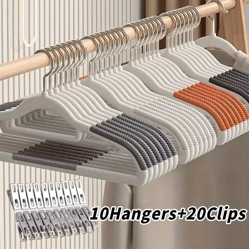 30 pcs Set of Anti Slip Hangers with Stainless Steel Clips